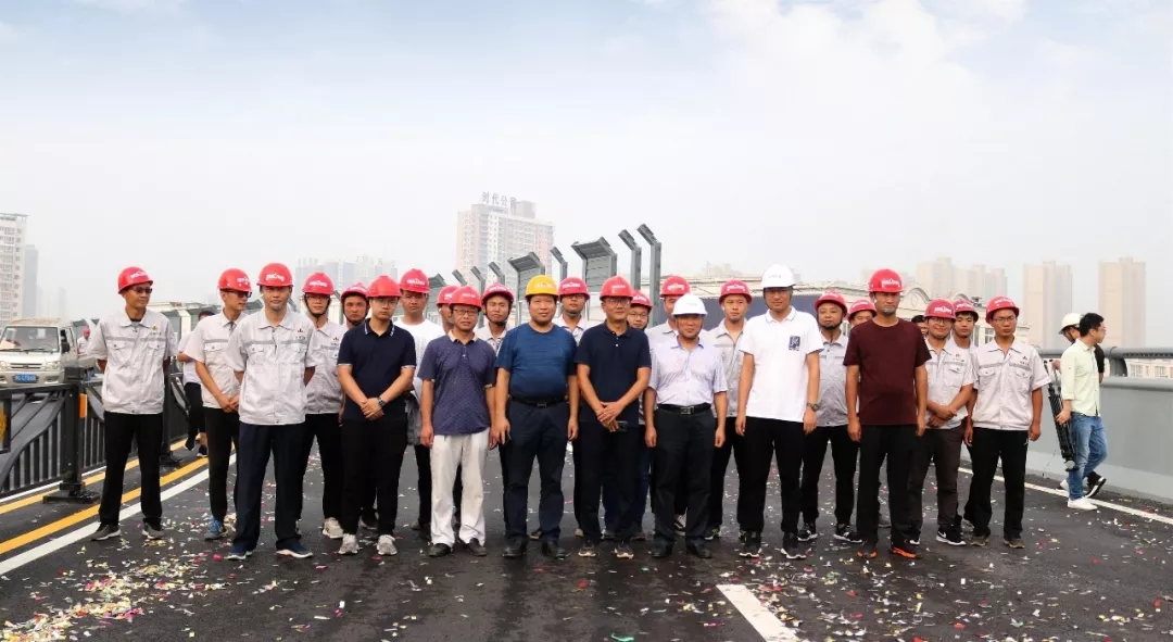 南昌路濱河北路立交主線建成通車!