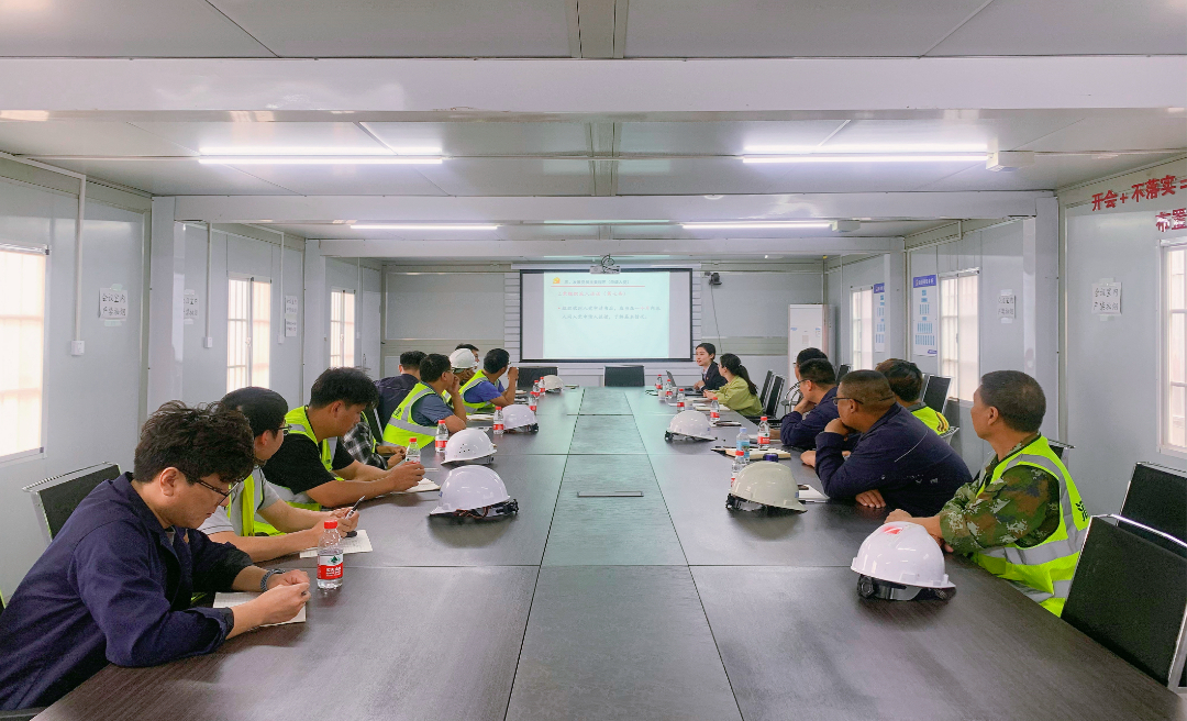 腳踏實(shí)地 自律自強(qiáng)——“行走的課堂”第八站，走進(jìn)正弘璟云筑項(xiàng)目！