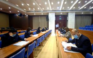 掀起學(xué)習(xí)“兩會(huì)”精神熱潮 ，確保各項(xiàng)任務(wù)全面貫徹落實(shí)！